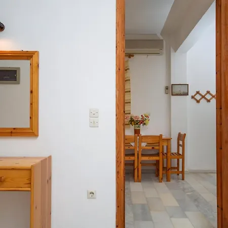 Golden Glyfada Apartamento *