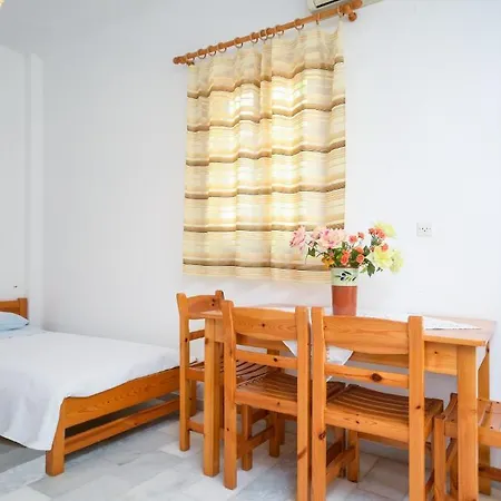 Golden Glyfada Apartamento *