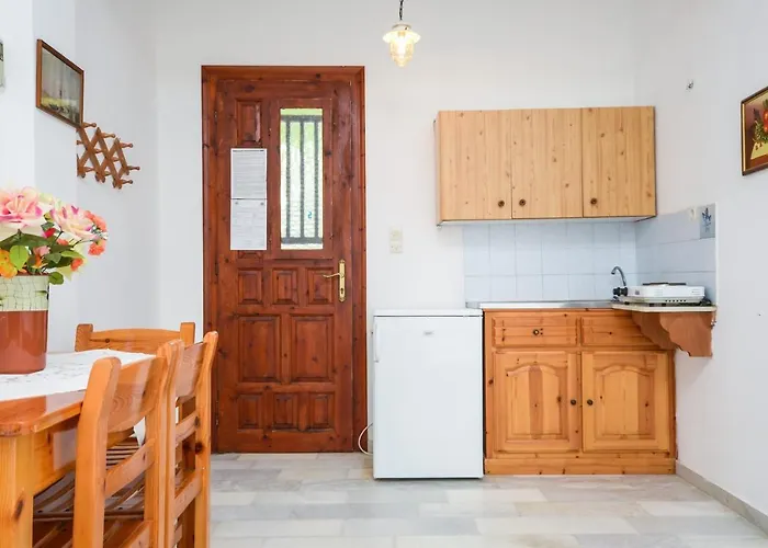 Golden Glyfada Kastrákion